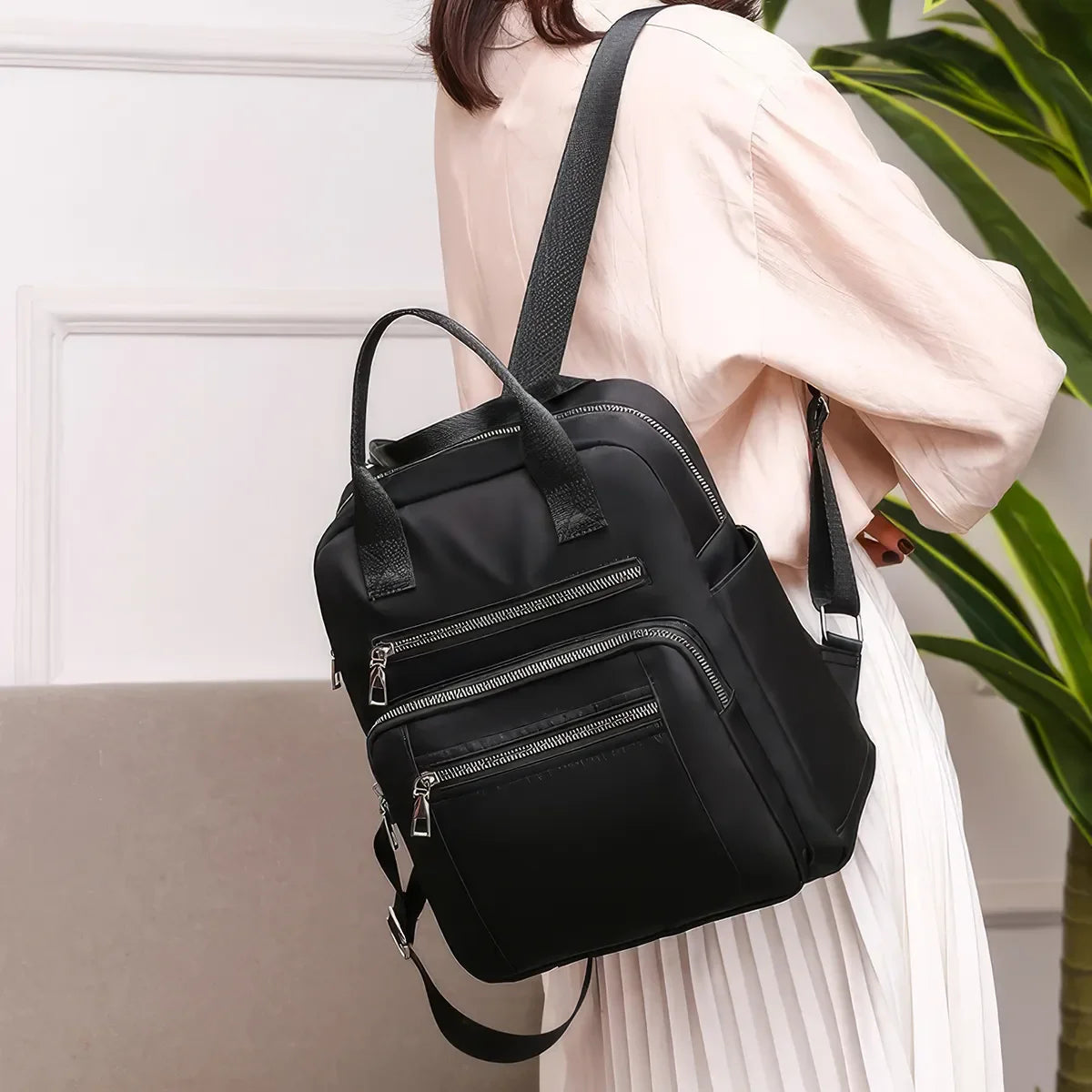 New Oxford Cloth Backpack: Stylish, Durable, and Versatile Nyzzle