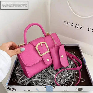 Simple Retro Crossbody Square Bag: Your Chic Travel Companion Nyzzle