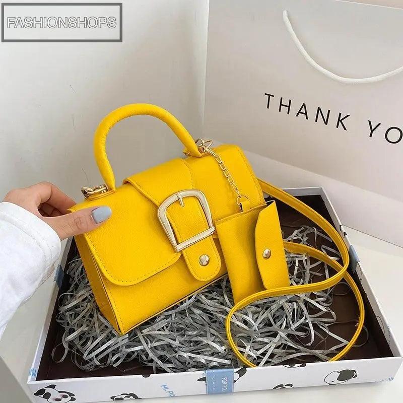Simple Retro Crossbody Square Bag: Your Chic Travel Companion Nyzzle