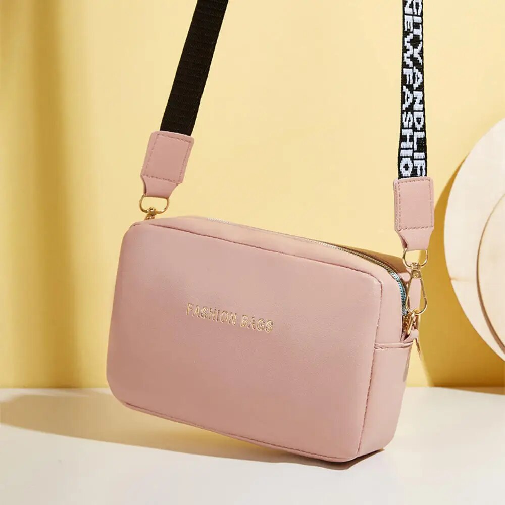 Luxe Messenger Bag: Stylish, Versatile, and Chic Nyzzle