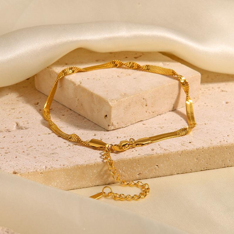 18k Gold Plated Stainless Steel Snake Chain Bracelet - Waterproof & Timeless Nyzzle