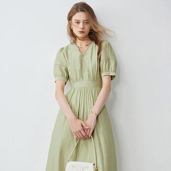 Summer 2024 Romantic Lace V-Neck Dress with Bubble Sleeves and A-Line Silhouette - fashionshopsco